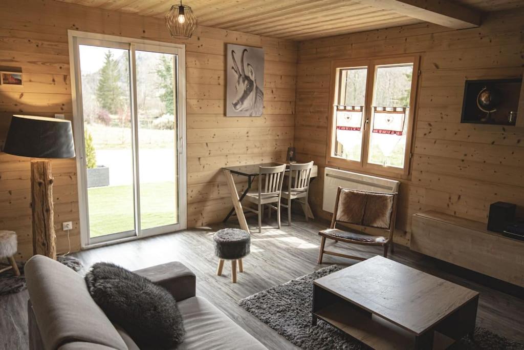 Ney Gite Jura Mina Chalet Au Milieu De La Nature 빌라 외부 사진