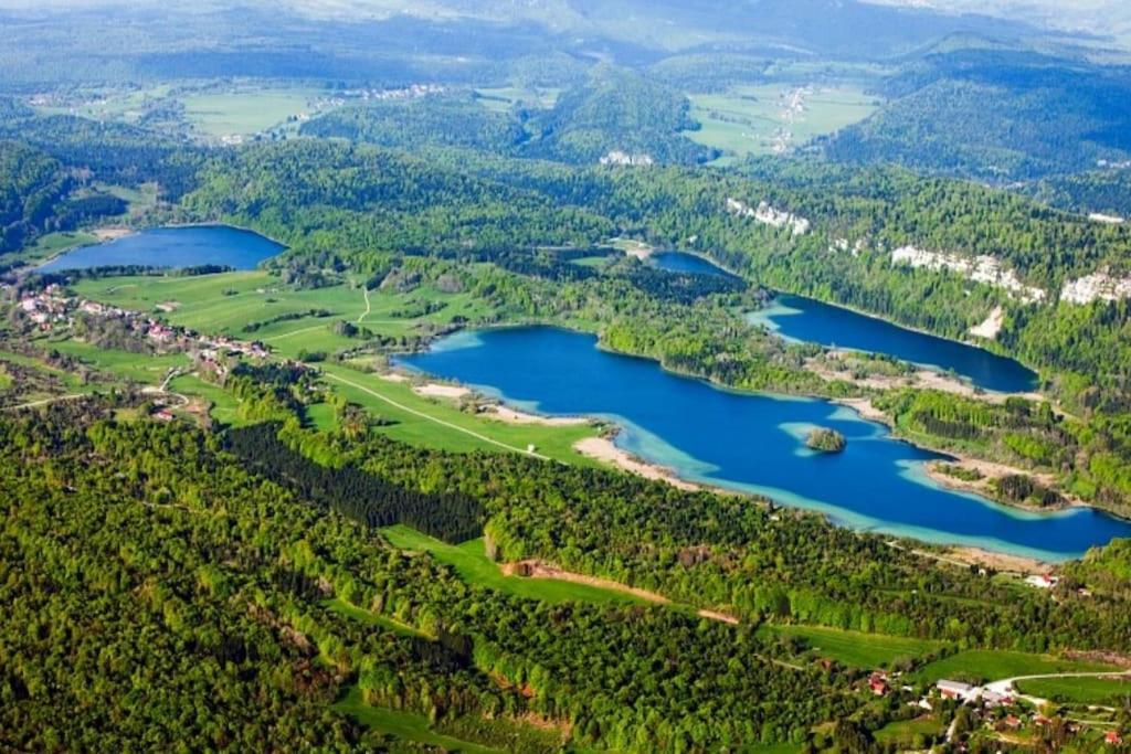 Ney Gite Jura Mina Chalet Au Milieu De La Nature 빌라 외부 사진